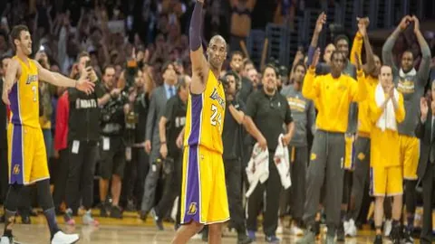 辛纳勇揽澳网桂冠，成就大满贯三冠壮举——环球时报