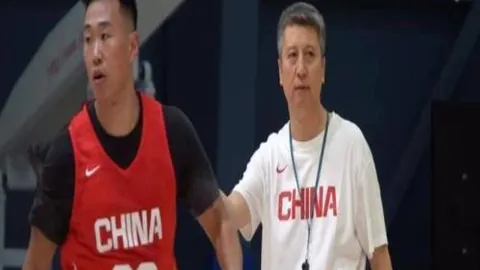 阿劳霍犯规引英国不满：专家称险些断福登腿